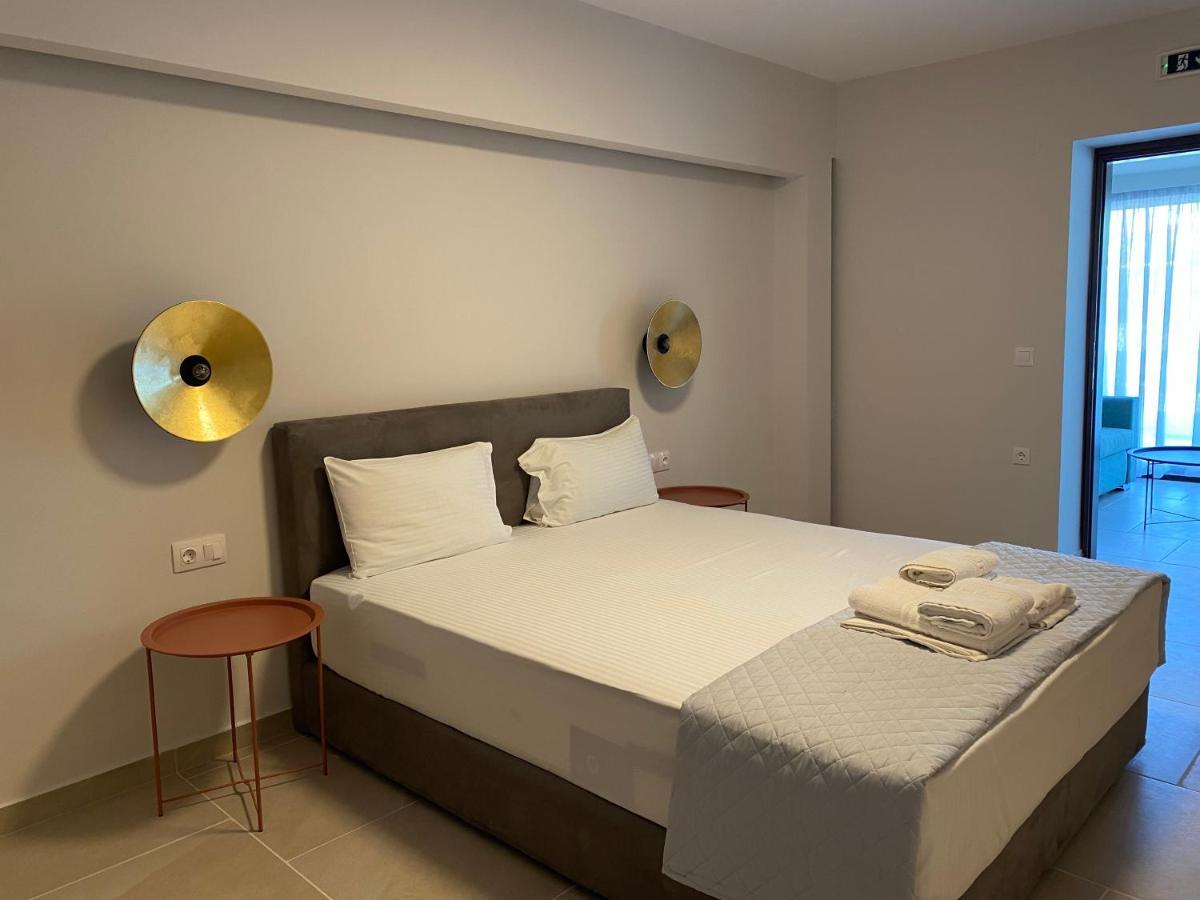 Zinozis Beach Apartments Vourvourou Buitenkant foto