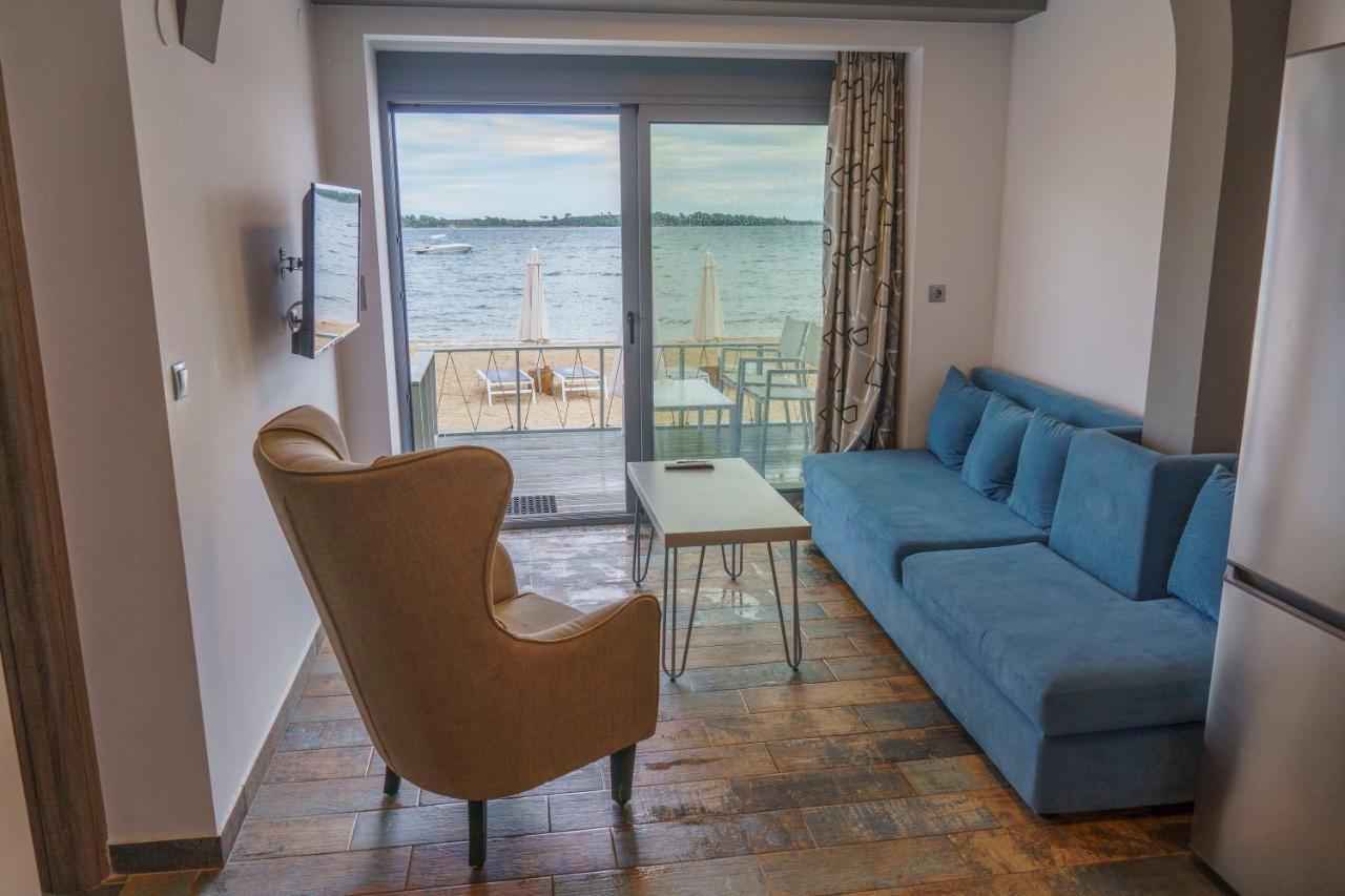 Zinozis Beach Apartments Vourvourou Buitenkant foto