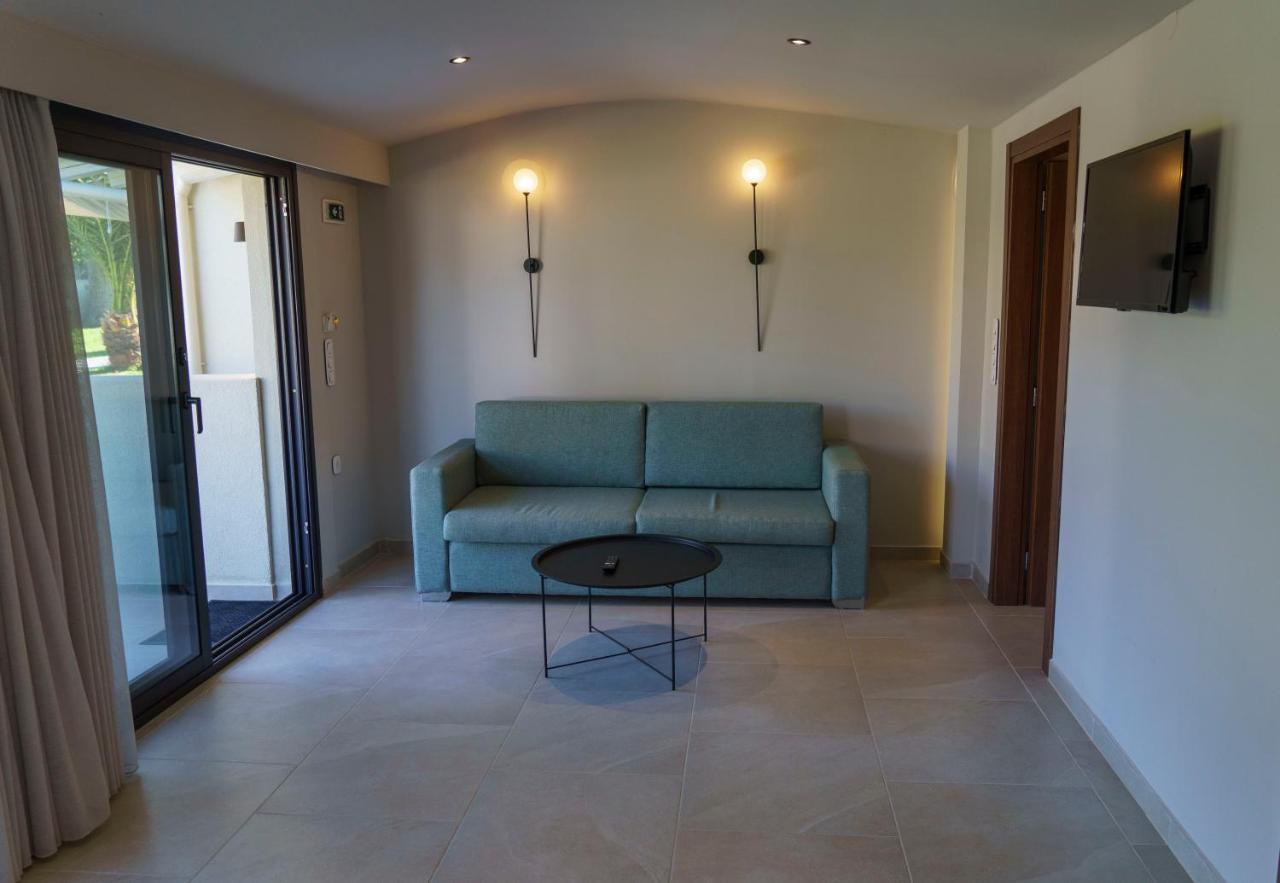 Zinozis Beach Apartments Vourvourou Buitenkant foto
